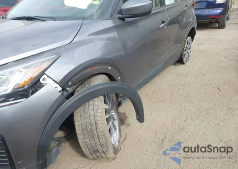 2022 Nissan Kicks Sv Xtronic Cvt from USA, damaged, VIN 3N1CP5CV1NL503689